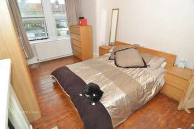  Image of 3 bedroom Terraced house for sale in Wimborne Road Southend-on-Sea SS2 at Wimborne Road  Southend-On-Sea, SS2 5JG