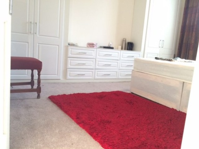  Image of 5 bedroom Terraced house to rent in Southgate Road London N1 at SOUTHGATE ROAD  DALSTON, N1 3HX
