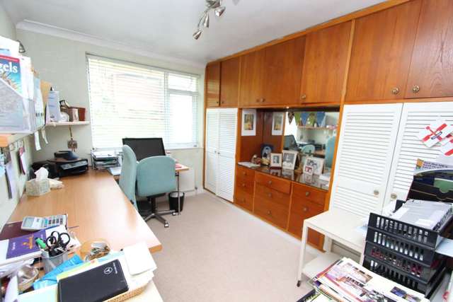  Image of 3 bedroom Detached house for sale in Heights Lane Heckmondwike WF16 at Heights Lane  Heckmondwike, WF16 0DQ