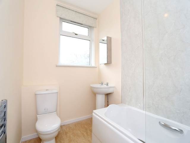  Image of 2 bedroom Flat to rent in Springfield Place Aberdeen AB15 at West End Aberdeen Aberdeen, AB15 7SF