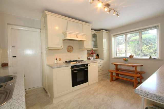  Image of 5 bedroom Detached house for sale in St. Agnells Lane Hemel Hempstead HP2 at St Agnells Lane  Hemel Hempstead, HP2 7AX