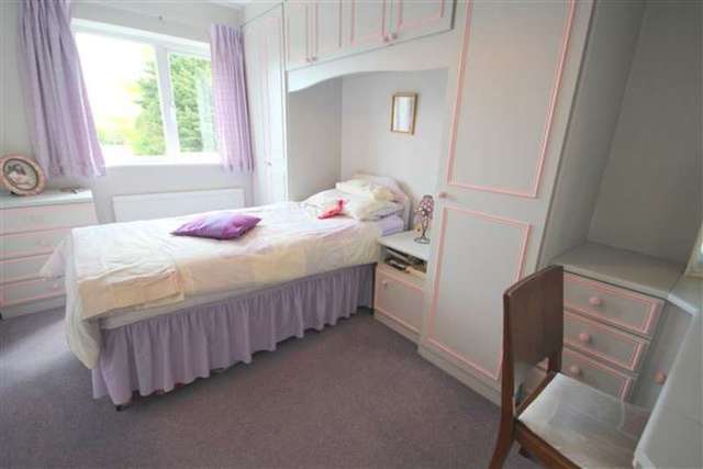  Image of 5 bedroom Detached house for sale in St. Agnells Lane Hemel Hempstead HP2 at St. Agnells Lane  Hemel Hempstead, HP2 7AX