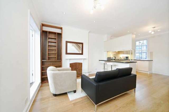 Image of 2 bedroom Maisonette to rent in St. Anns Road London W11 at St Anns Road  London, W11 4SR