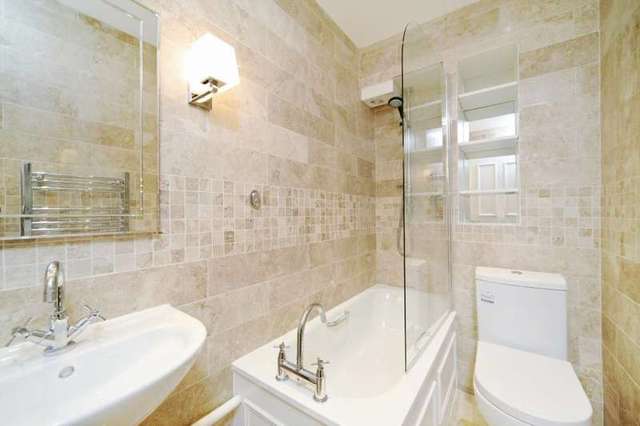  Image of 2 bedroom Maisonette to rent in St. Anns Road London W11 at St Anns Road  London, W11 4SR