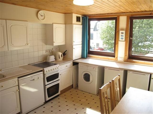  Image of 3 bedroom Flat to rent in St. Davids Place Edinburgh EH3 at Haymarket Edinburgh Edinburgh, EH3 8AQ