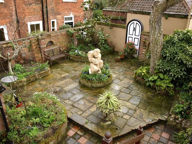  Image of 3 bedroom Apartment to rent in St. Giles Street Norwich NR2 at St Giles Street  Norwich, NR2 1LW