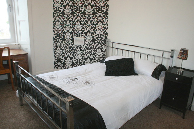  Image of 1 bedroom Flat to rent in St. Peters Place Edinburgh EH3 at Polwarth Edinburgh Edinburgh, EH3 9PQ