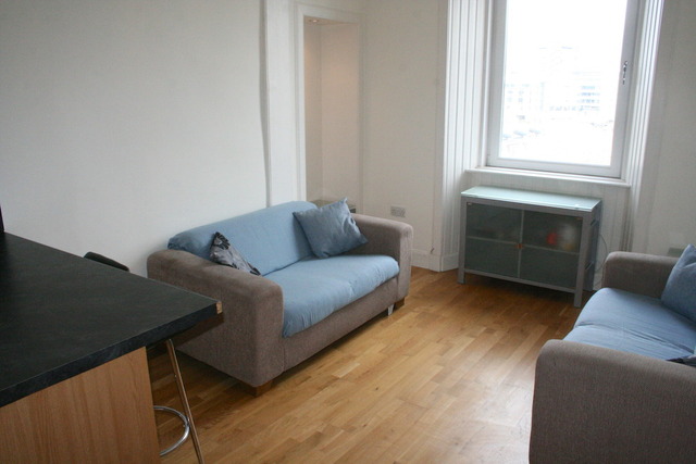  Image of 1 bedroom Flat to rent in St. Peters Place Edinburgh EH3 at Polwarth Edinburgh Edinburgh, EH3 9PQ