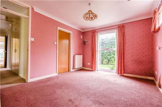  Image of 4 bedroom Detached house for sale in St. Peters Street Caxton Cambridge CB23 at 4 St Peters Street  Caxton, CB23 3PJ