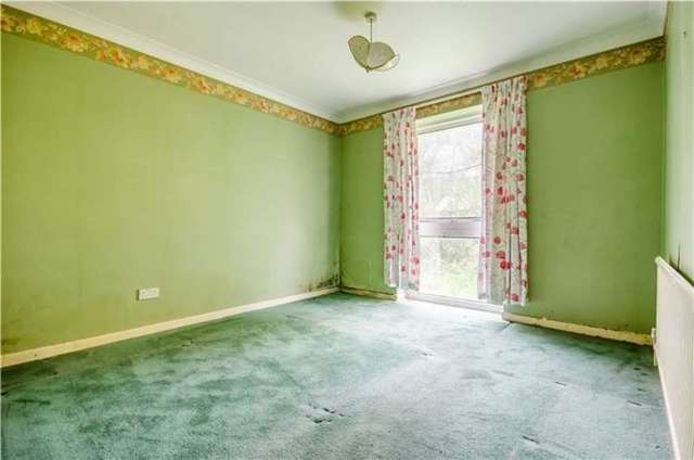 Image of 4 bedroom Detached house for sale in St. Peters Street Caxton Cambridge CB23 at 4 St Peters Street  Caxton, CB23 3PJ
