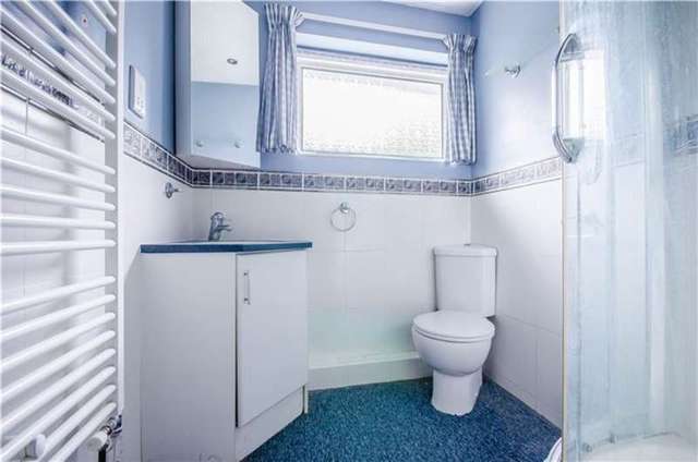  Image of 4 bedroom Detached house for sale in St. Peters Street Caxton Cambridge CB23 at 4 St Peters Street  Caxton, CB23 3PJ