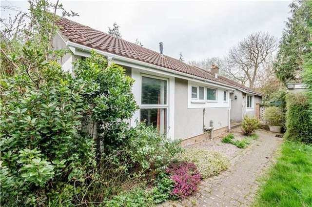  Image of 4 bedroom Detached house for sale in St. Peters Street Caxton Cambridge CB23 at 4 St Peters Street  Caxton, CB23 3PJ