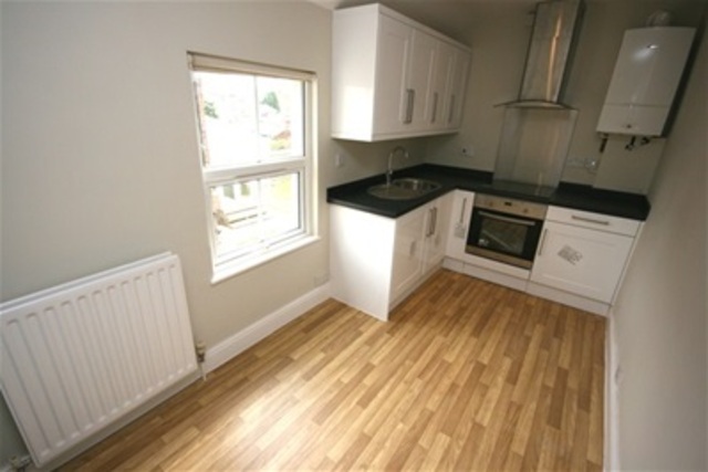  Image of 1 bedroom Flat to rent in Star Road Caversham Reading RG4 at Reading, RG4 5BG