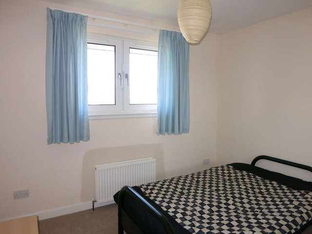 Image of 2 bedroom Flat to rent in Stenhouse Gardens Edinburgh EH11 at Stenhouse Edinburgh Edinburgh, EH11 3LS