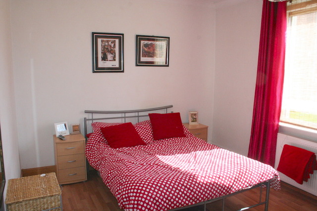  Image of 2 bedroom Terraced house to rent in Stevenson Drive Edinburgh EH11 at Saughton Edinburgh Edinburgh, EH11 3LA