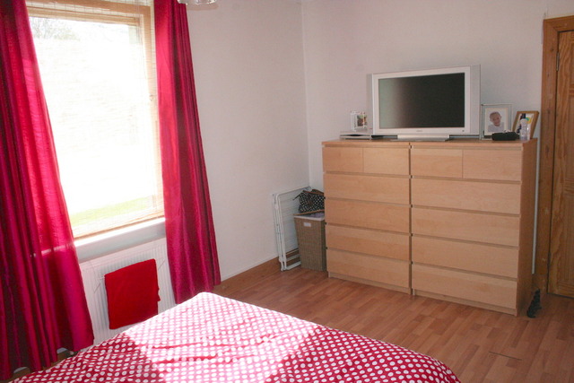  Image of 2 bedroom Terraced house to rent in Stevenson Drive Edinburgh EH11 at Saughton Edinburgh Edinburgh, EH11 3LA