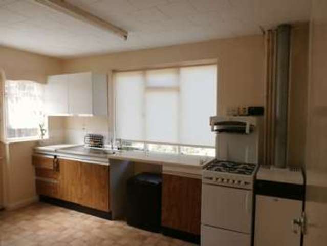  Image of 2 bedroom Detached house for sale in Dover Road Sandwich CT13 at Stone Cross Lees  Sandwich, CT13 0BY