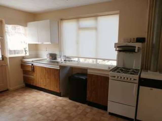  Image of 2 bedroom Detached house for sale in Dover Road Sandwich CT13 at Stone Cross Lees  Sandwich, CT13 0BY