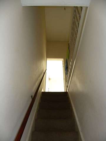  Image of 4 bedroom Detached house to rent in Strawberry Hill Salford M6 at Strawberry Hill  Salford, M6 6AH
