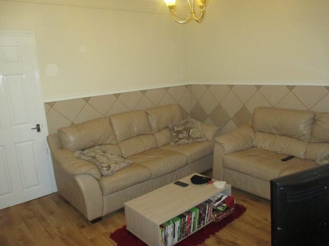  Image of 3 bedroom Terraced house for sale in Strode Road Portsmouth PO2 at Strode Road Stamshaw Portsmouth, PO2 8PX