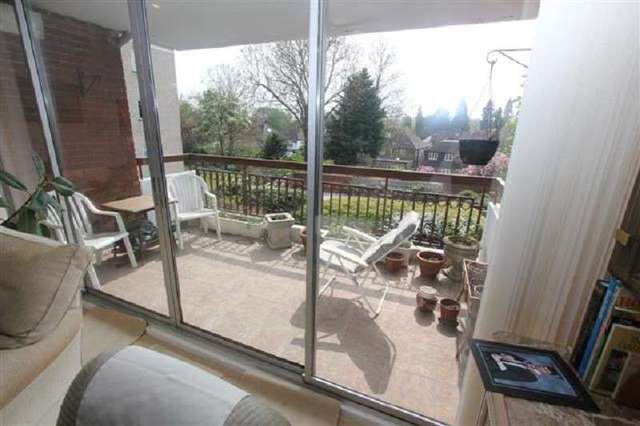  Image of 3 bedroom Flat for sale in Sunningdale Lodge Stonegrove Canons Park Edgware HA8 at Sunningdale Lodge  Edgware, HA8 7SY
