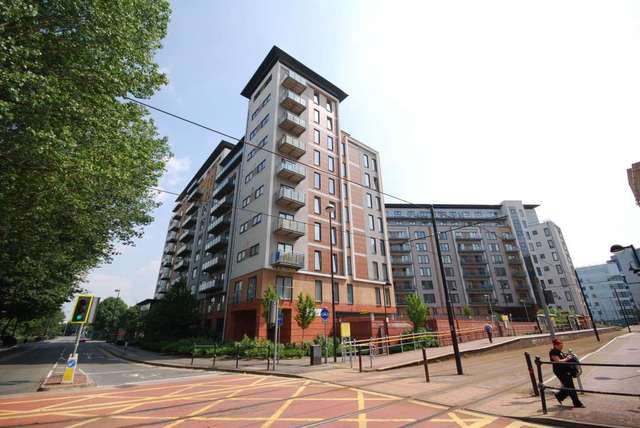  Image of Studio flat for sale in Taylorson Street South Salford M5 at Taylorson St South Salford Quays Salford, M5 3FN