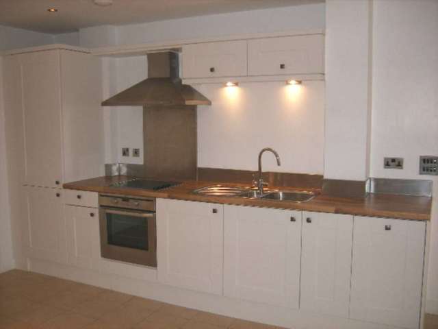  Image of Studio flat for sale in Taylorson Street South Salford M5 at Taylorson St South Salford Quays Salford, M5 3FN