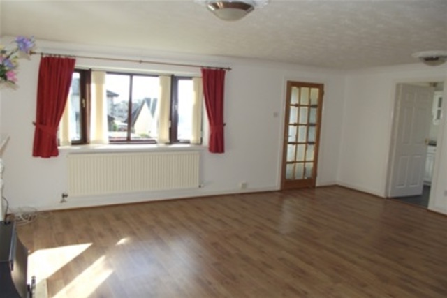  Image of 3 bedroom Bungalow to rent in Templand Drive Cumnock KA18 at Cumnock East Ayrshire East Ayrshire, KA18 1ER