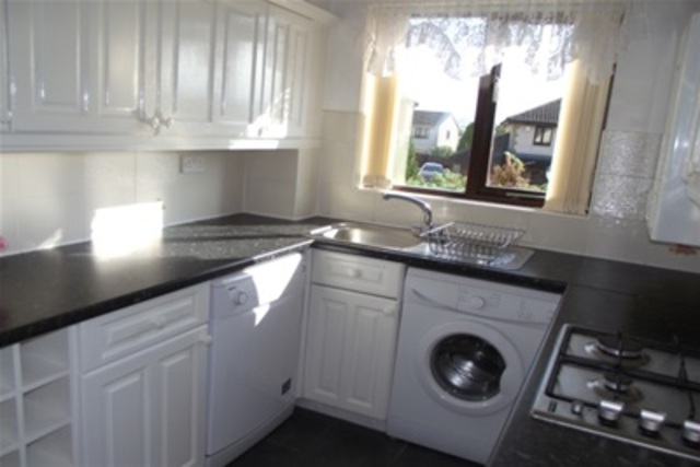  Image of 3 bedroom Bungalow to rent in Templand Drive Cumnock KA18 at Cumnock East Ayrshire East Ayrshire, KA18 1ER