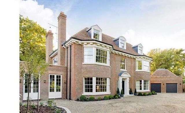  Image of 5 bedroom Detached house to rent in The Drive Coombe Kingston upon Thames KT2 at Norbiton, KT2 7NY
