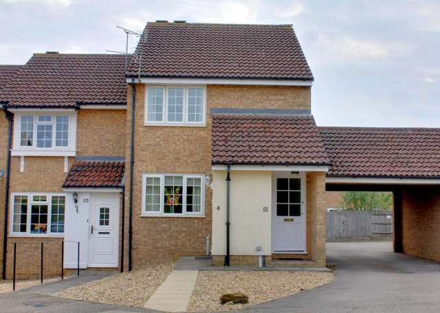  Image of 1 bedroom Maisonette to rent in The Foxgloves Hemel Hempstead HP1 at The Foxgloves  Hemel Hempstead, HP1 2DB