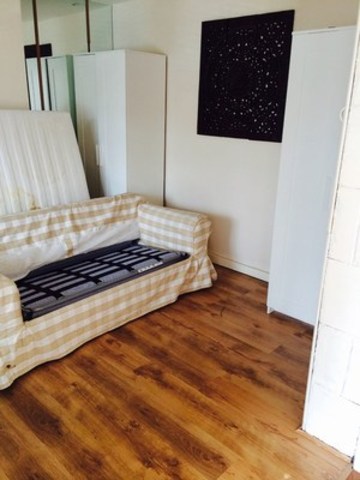  Image of 3 bedroom Semi-Detached house to rent in The Glade Clayhall Ilford IG5 at THE GLADE  CLAYHALL, IG5 0NQ