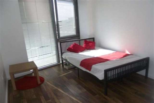  Image of 1 bedroom Detached house to rent in Queens Road Nottingham NG2 at Nottingham, NG2 3AT