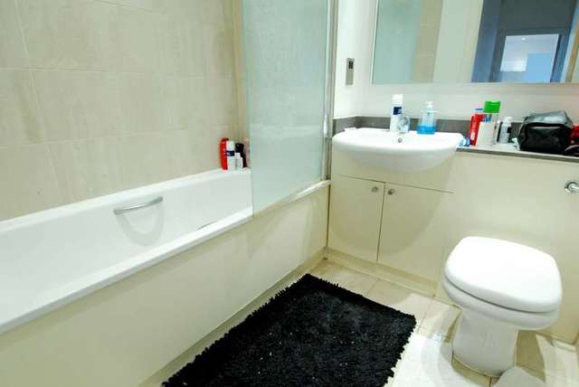  Image of 1 bedroom Flat to rent in Clapham Common South Side London SW4 at The Latitude  Clapham Common Southside, SW4 9DX