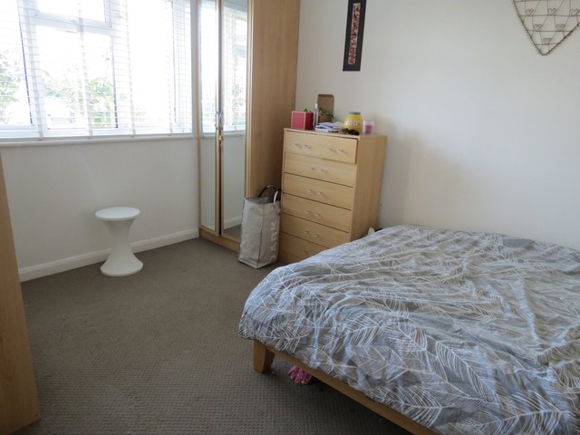 Image of 2 bedroom Detached house for sale in The Linnets Fareham PO16 at The Linnets  Fareham, PO16 8QW