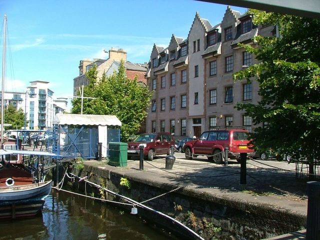  Image of 1 bedroom Flat to rent in Shore Edinburgh EH6 at Leith Edinburgh Edinburgh, EH6 6QN