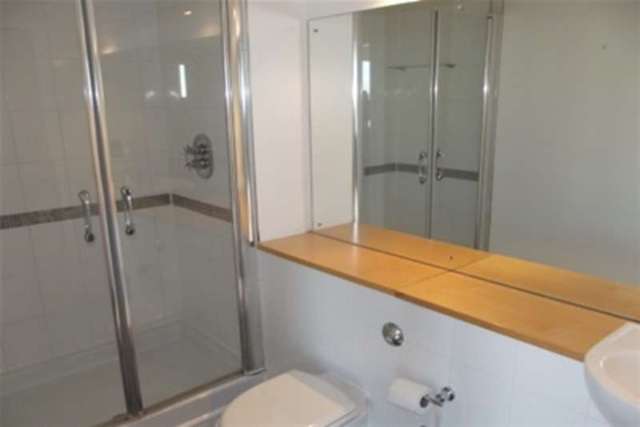  Image of 2 bedroom Flat to rent in Three Queens Lane Redcliffe Bristol BS1 at Bristol, BS1 6LF