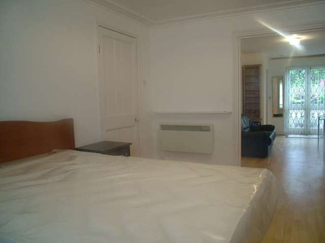  Image of Ground Flat to rent in Thorne Road London SW8 at Battersea, SW8 2BY