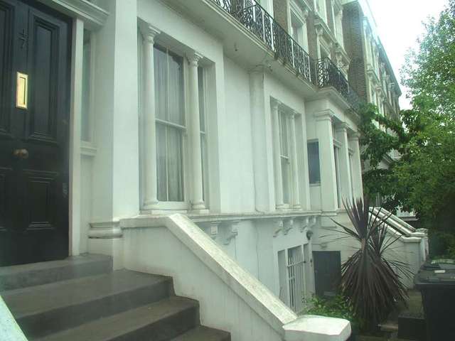  Image of Ground Flat to rent in Thorne Road London SW8 at Battersea, SW8 2BY