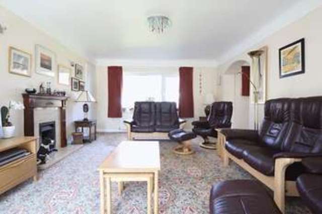  Image of 6 bedroom Detached house for sale in Thornton Crescent Heswall Wirral CH60 at Thornton Crescent  Gayton, CH60 3RR