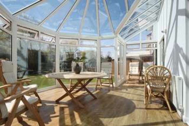  Image of 6 bedroom Detached house for sale in Thornton Crescent Heswall Wirral CH60 at Thornton Crescent  Gayton, CH60 3RR