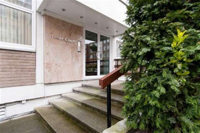  Image of 1 bedroom Flat to rent in Mackennal Street London NW8 at London, NW8 7DL