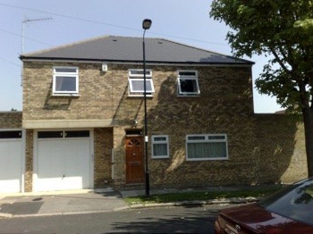  Image of 3 bedroom Detached house to rent in Trent Gardens London N14 at Trent Gardens Southgate London, N14 4QG
