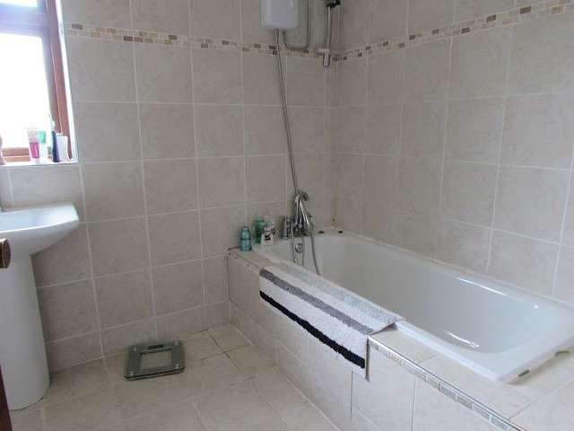  Image of 5 bedroom Detached house for sale in Heol Dewi Brynna Pontyclun CF72 at Heol Dewi  Pontyclun, CF72 9SQ