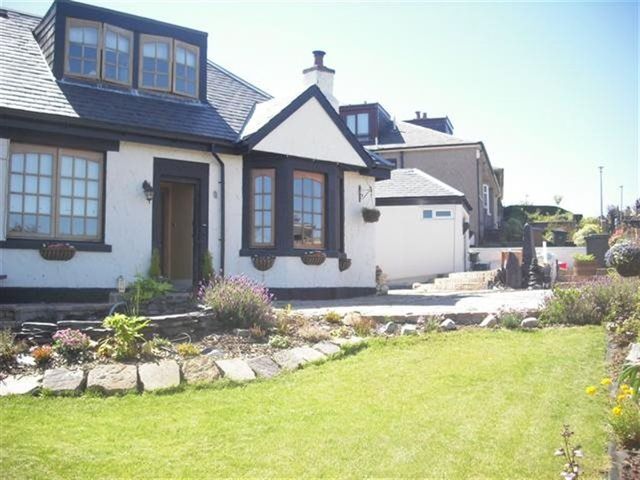  Image of 5 bedroom Detached house to rent in Ulster Crescent Edinburgh EH8 at Willowbrae Edinburgh Edinburgh, EH8 7LD