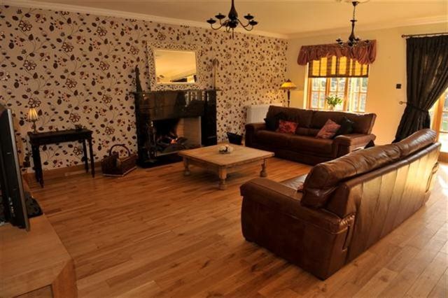  Image of 5 bedroom Detached house to rent in Ulster Crescent Edinburgh EH8 at Willowbrae Edinburgh Edinburgh, EH8 7LD