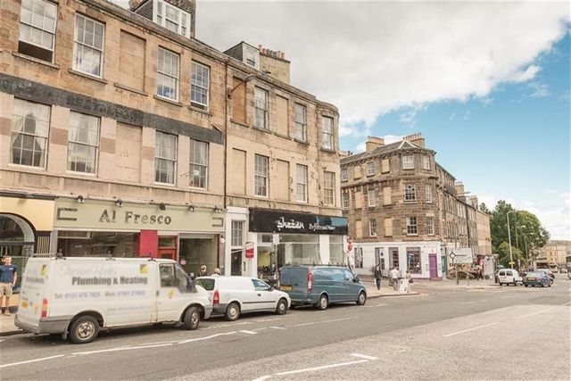  Image of 1 bedroom Flat to rent in Union Place Edinburgh EH1 at New Town Edinburgh Edinburgh, EH1 3NQ