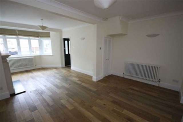 Image of 2 bedroom Terraced house for sale in Uplands Road Woodford Green IG8 at Uplands Road  Woodford Green, IG8 8JW