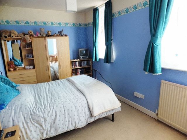  Image of 4 bedroom Detached house for sale in Upper Town Oxenhope Keighley BD22 at Upper Town Oxenhope Oxenhope, BD22 9LP