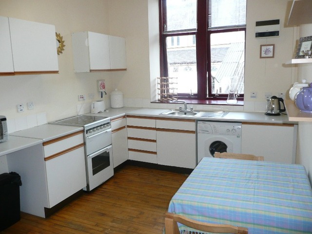  Image of 3 bedroom Flat to rent in Vinicombe Street Glasgow G12 at Hillhead Glasgow Glasgow, G12 8BG